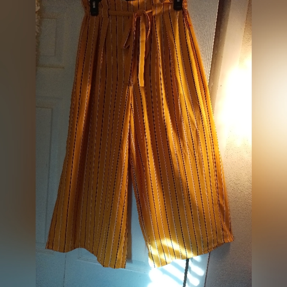Capris- Medium, yellow w/black and white stripes.